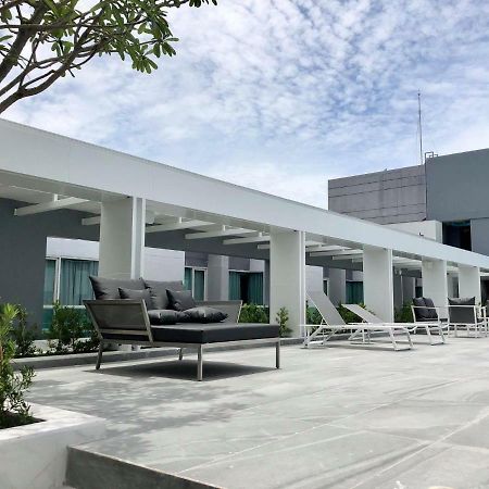 Crystal Hotel Hat Yai Eksteriør billede