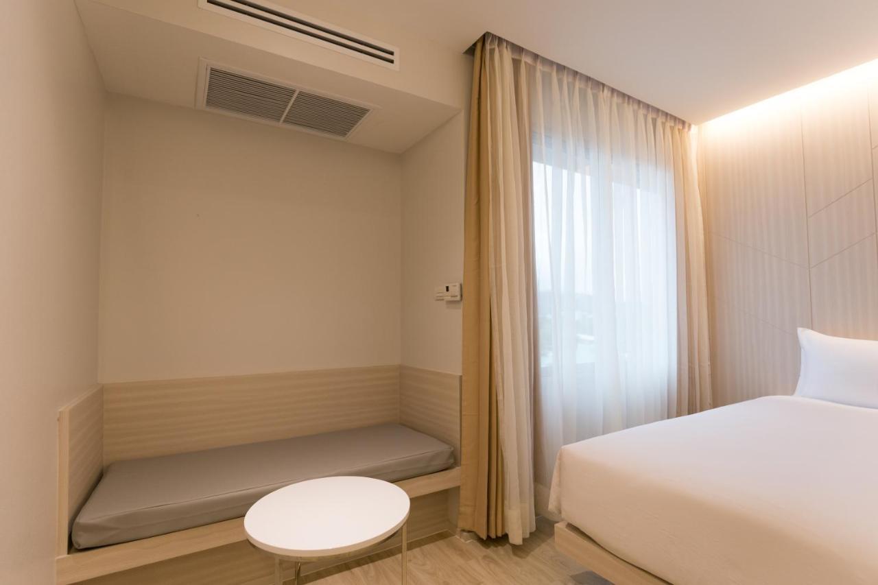 Crystal Hotel Hat Yai Eksteriør billede